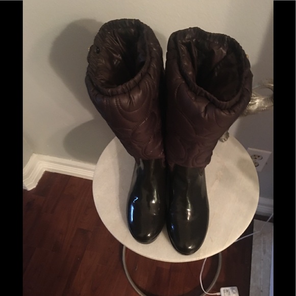 Coach boots like new